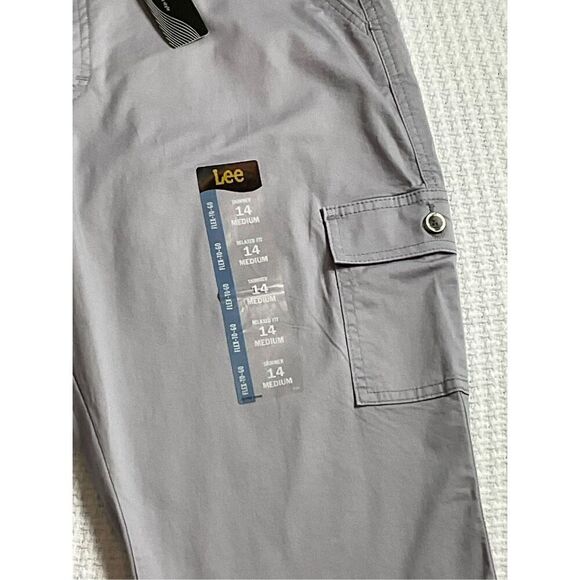 LEE Women’s Size 14 MEDIUM Flex-To-Go Cargo Capris  - Color: COSMIC GRAY - Picture 2 of 5